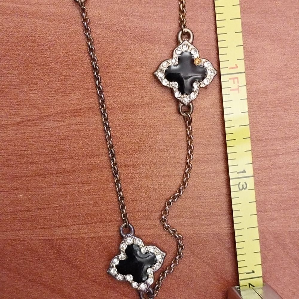 10 Clover Necklace. - Picture 4 of 7